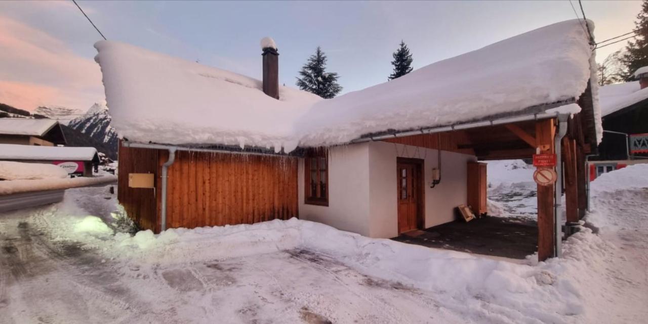 le chalet d'auguste 2 à 12 personnes Morzine Exterior foto